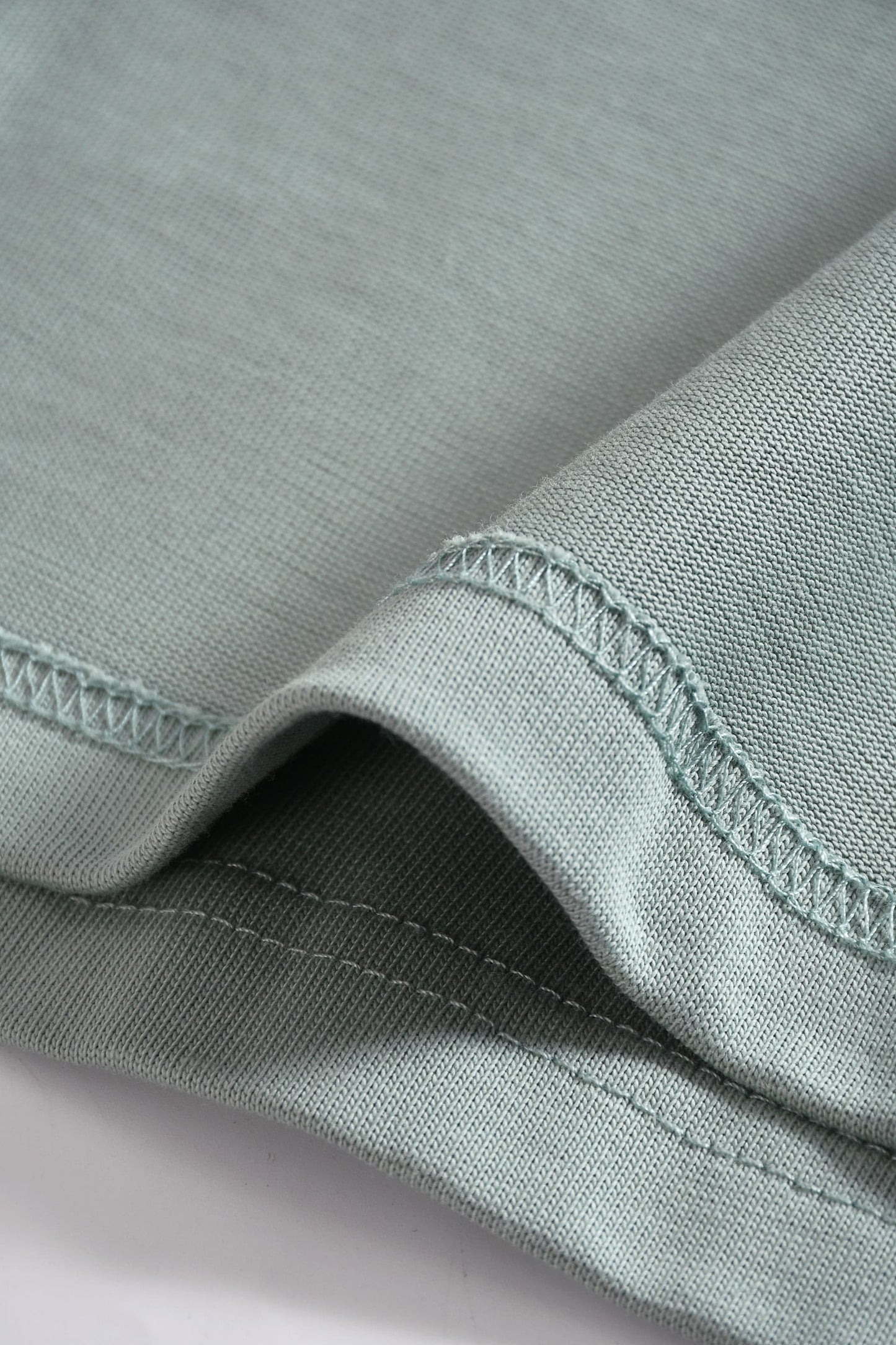 New Heavyweight Drop-Shoulder Cotton T-Shirt